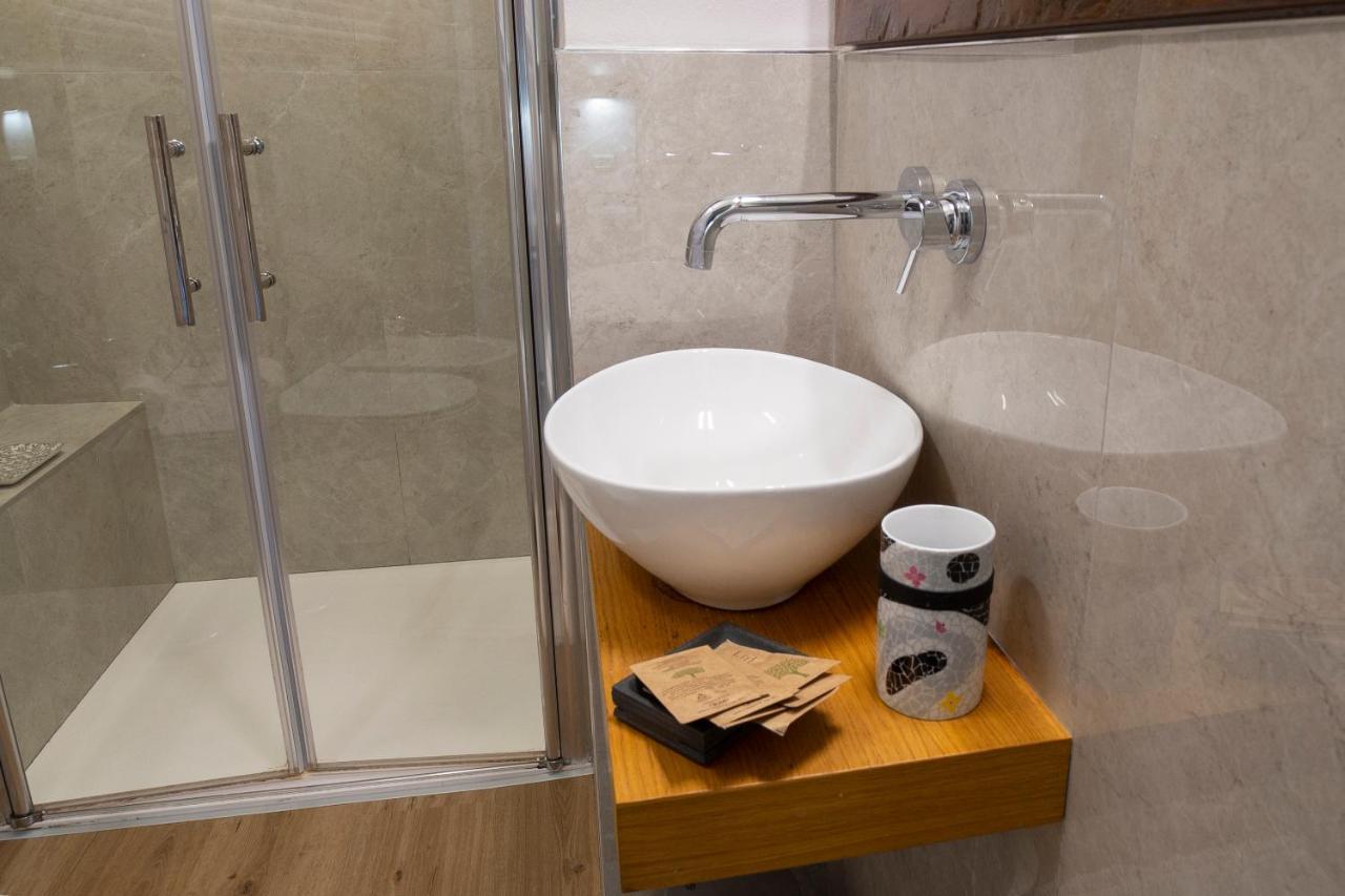 Armadillo House - Elegante Casa Vacanza A Parma Eksteriør billede